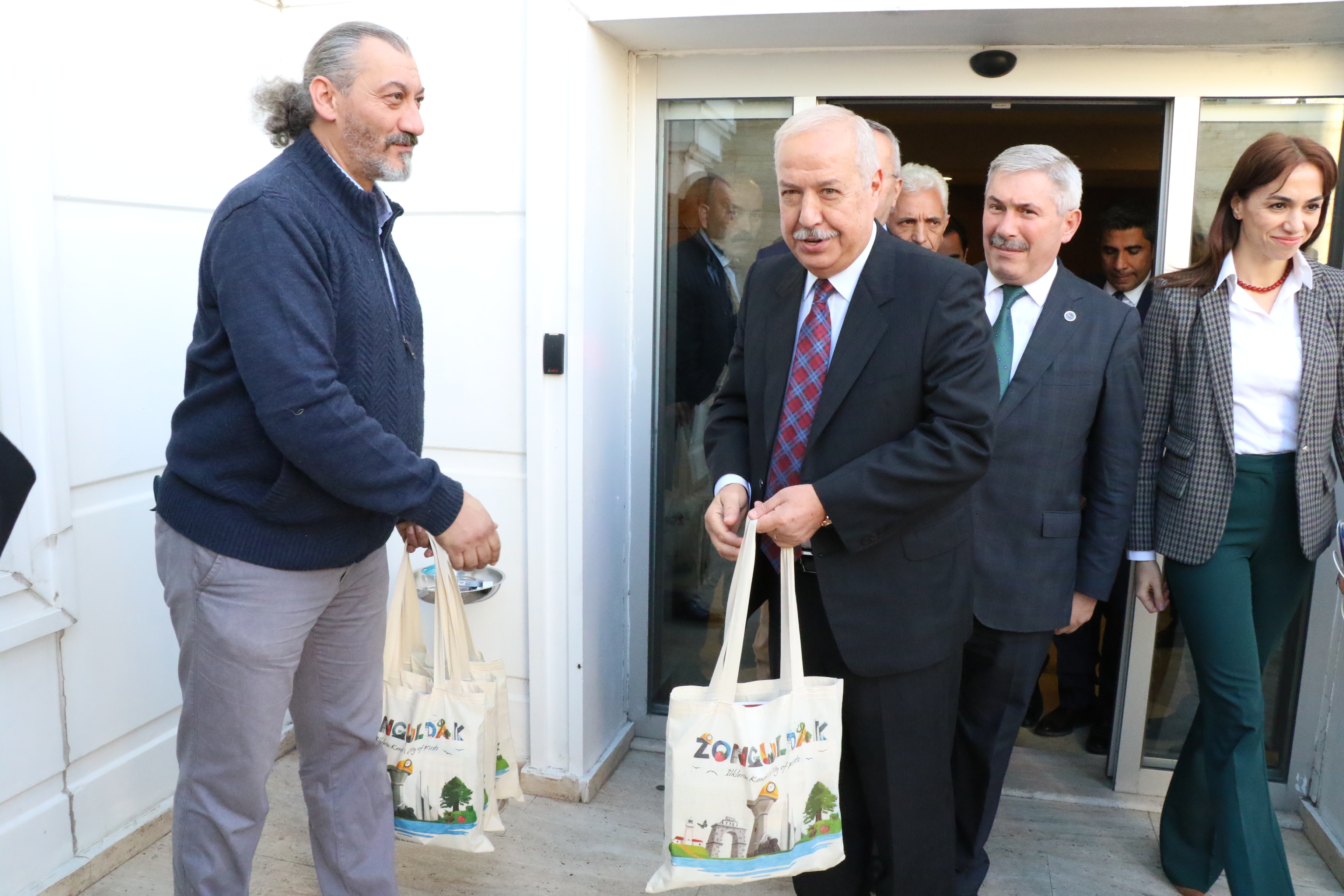 BAKKA Hediyelik Eşya Tasarımlarını Tanıttı Galeri