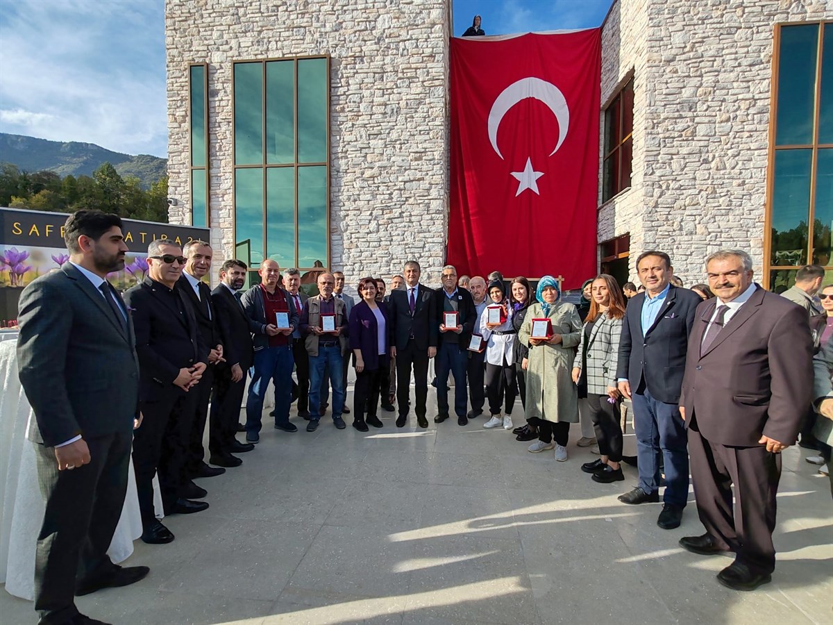  “Lavanta Kokulu Safran Bahçesi ve “Markalaşma Yolunda Safran” Projeleri Tanıtıldı Galeri