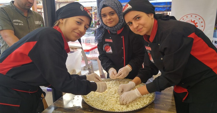 Mesleki Eğitim Teması Kapsamında Hatay Mutfağı Teknik Gezisi Yapıldı Galeri