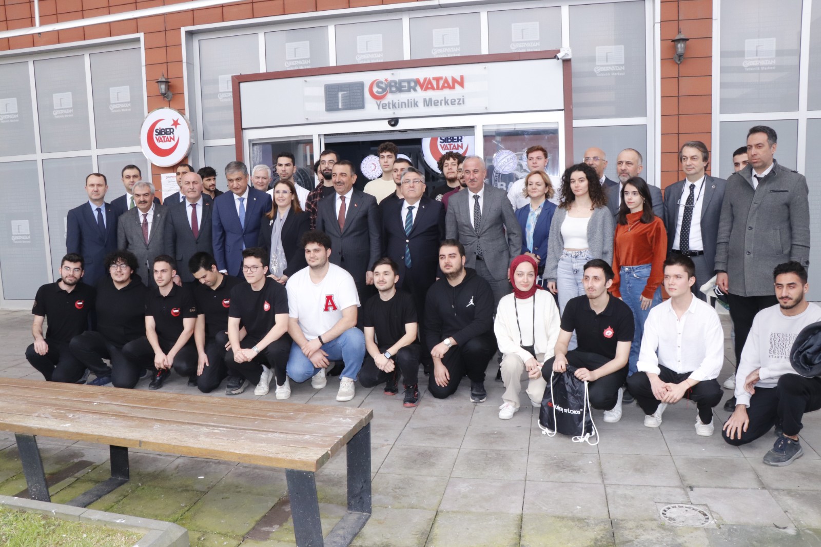 BAKKA Yönetim Kurulu Üyeleri Siber Vatan Yetkinlik Merkezini Ziyaret Etti