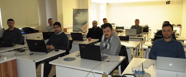 Beyaz şapkalı hacker ve Network Güvenliği konuları anlatıldı